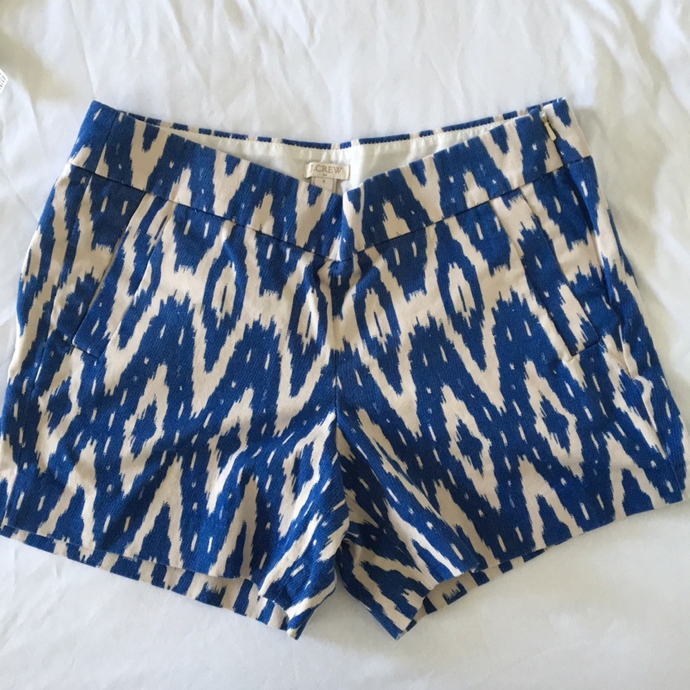 J.Crew 5” inseam Dressy Shorts Sz 6, side zip